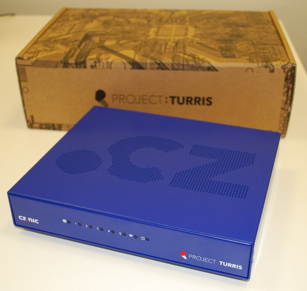 Turris router - final version, router, box in background